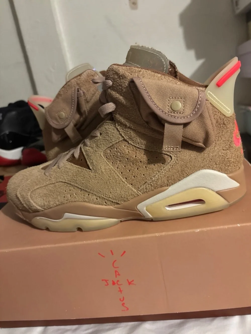 Jordan Travis Scott 6s British Khaki